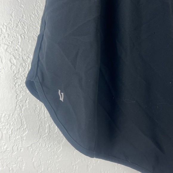 Vuori Clementine Athletic Shorts Sz XL 4” Drawstring Black No Lining - Picture 5 of 11
